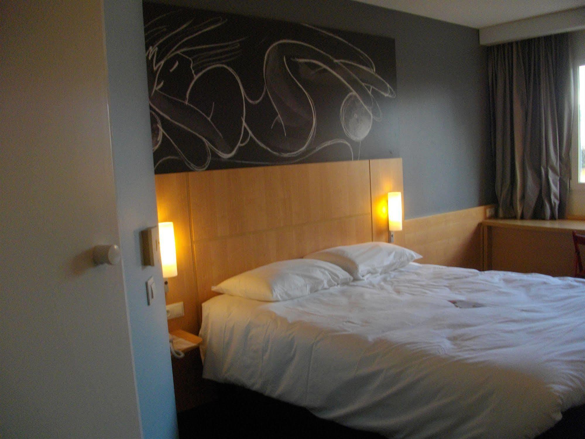 Ibis Issoire Hotel Екстериор снимка