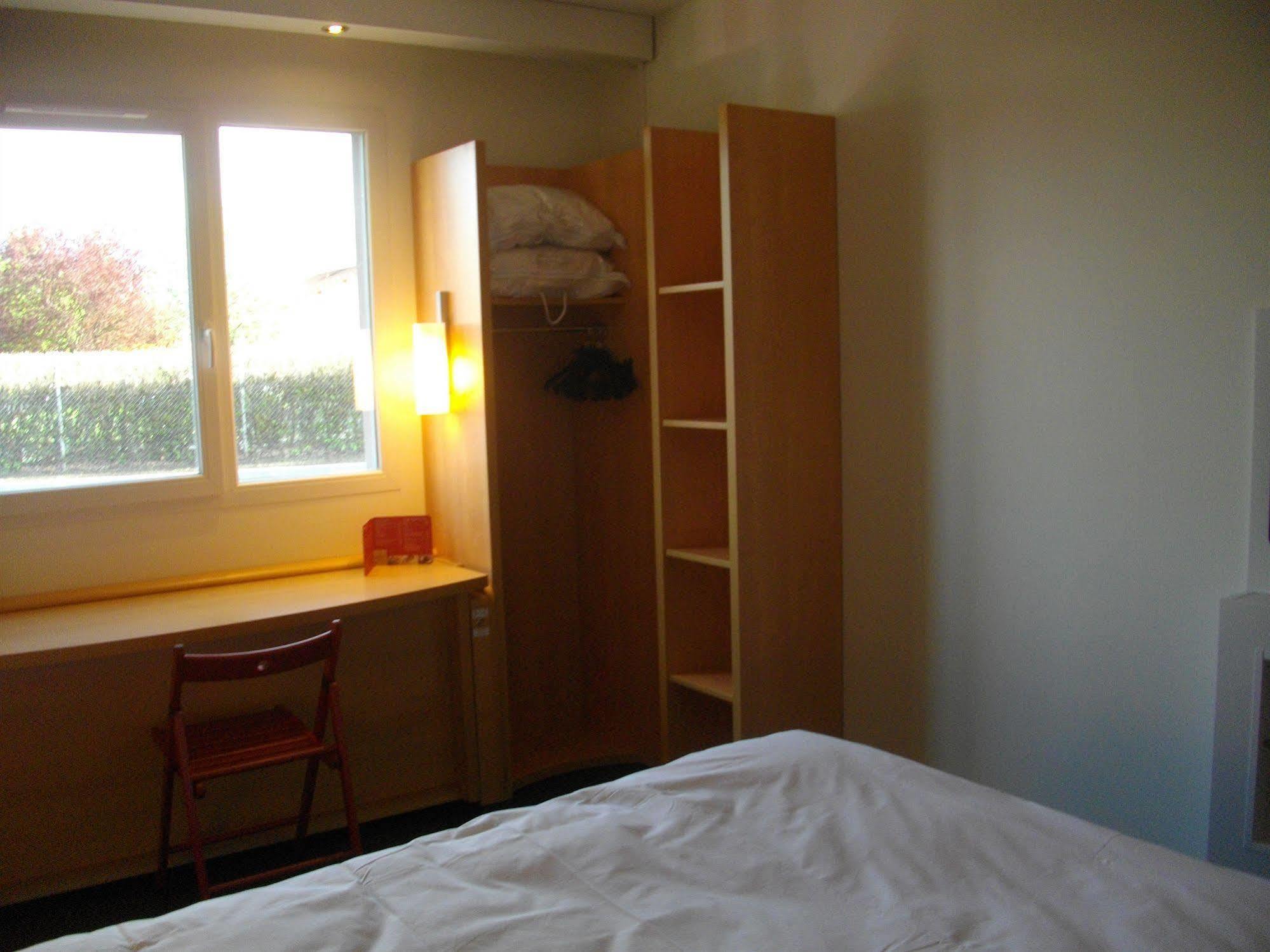 Ibis Issoire Hotel Екстериор снимка